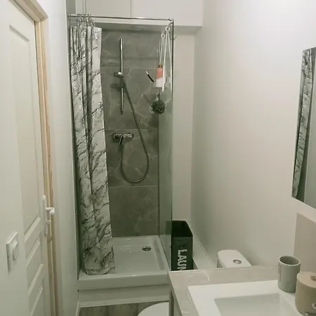 Cosy Et équipé Apartamento Caen