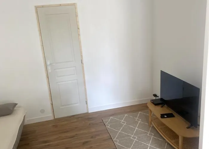 דירה Cosy Et Equipe *